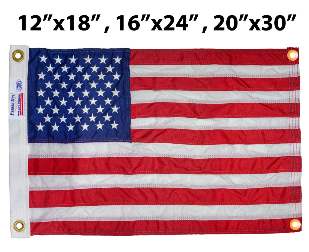 Bandera estadounidense de nailon WallSafe™ para montar en la pared | Ojales reforzados en los bordes | Fabricado en EE. UU.