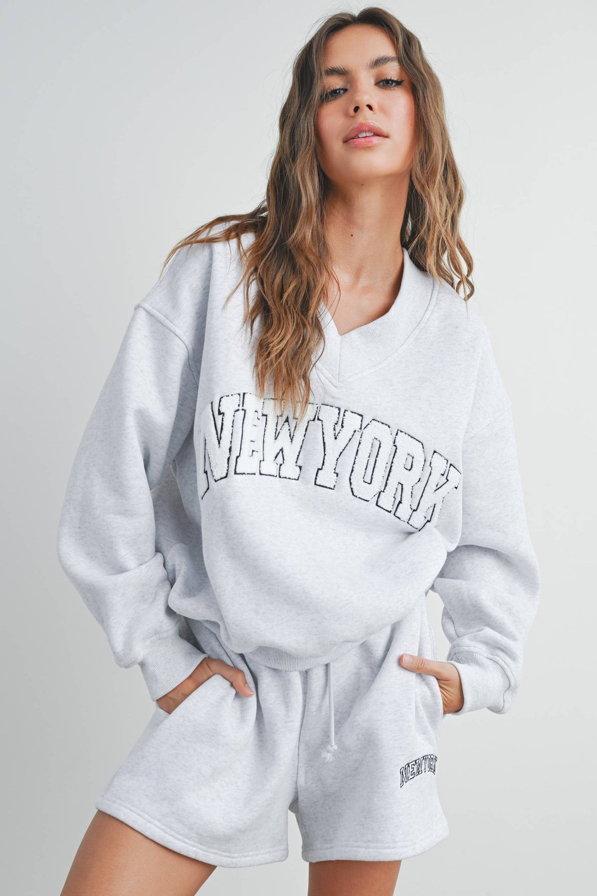 Sudadera con cuello de pico «New York»