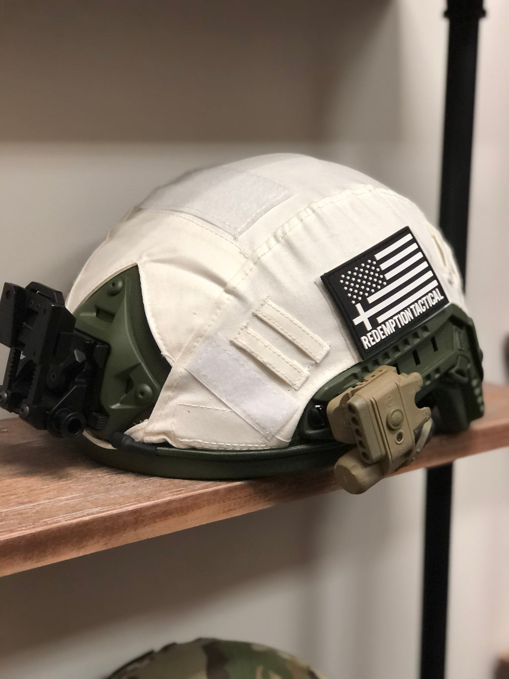 Redemption Tactical® hjälmöverdrag högskuret